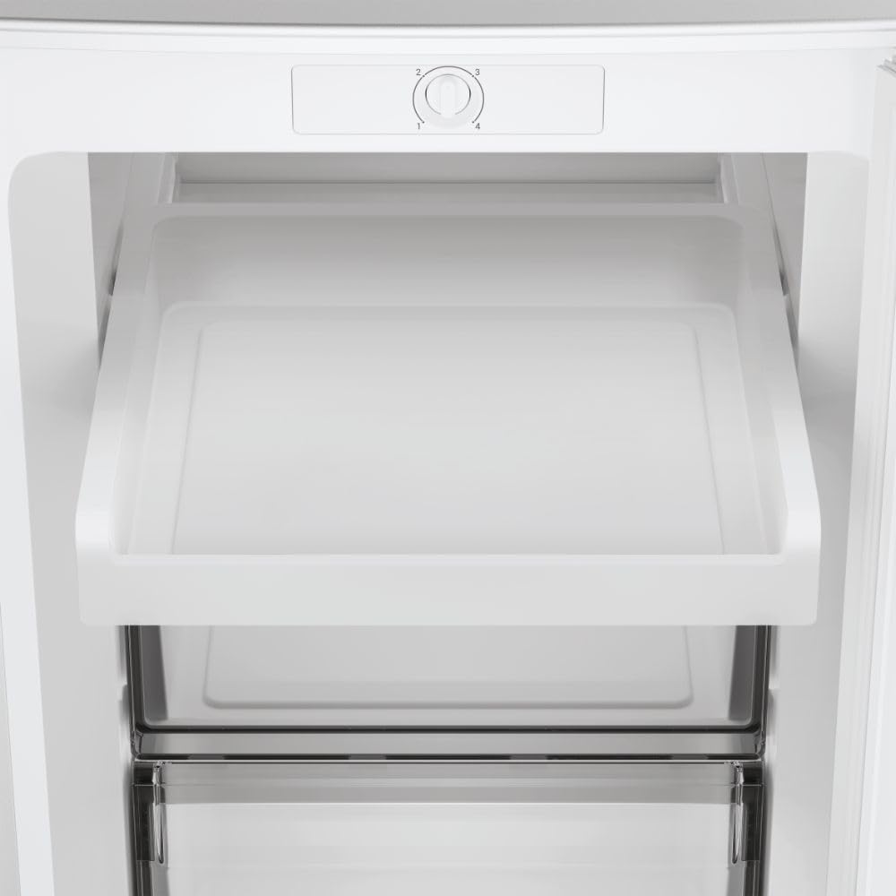 Candy CUQS513EW - Congelatore Verticale, 163 litri, congelamento 7,5kg/24h, Classe energetica E
