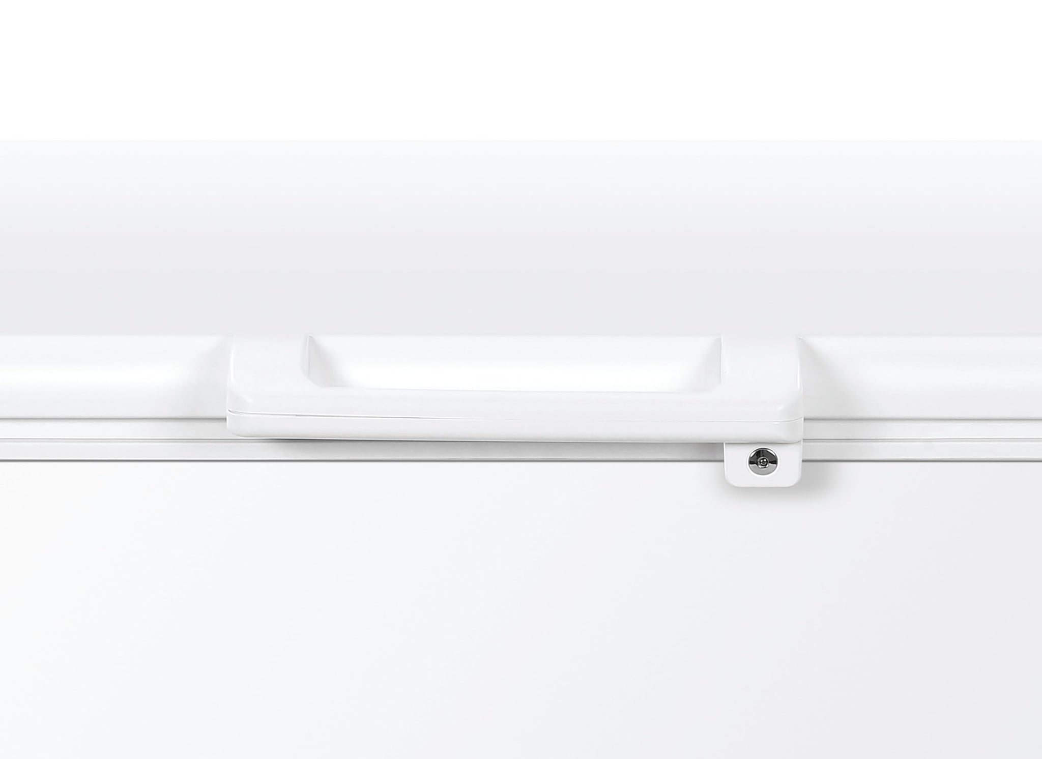 Haier HCE301E Congelatore Orizzontale a Pozzetto, 300 Litri, Temperatura Regolabile, Funzione Fast Freeze, Silenzioso, Libera Installazione, 111x62x84,5cm, Bianco