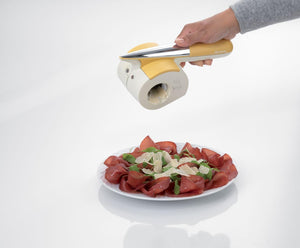 Ariete 457 Gratì Waterproof - Grattugia elettrica Impermeabile - Senza filo - Lavabile sotto acqua corrente - 2 rulli Acciaio Inox - Bianco e Giallo