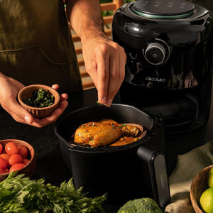 Cecotec Friggitrice ad Aria Cecofry Pixel 2500. Air Fryer 1200 W, 2,5 L, Dietetica, Manuale e Compatta, Timer, Controllo Temperatura, Tecnologia PerfectCook, Piedini Antiscivolo, Piedini Antiscivolo