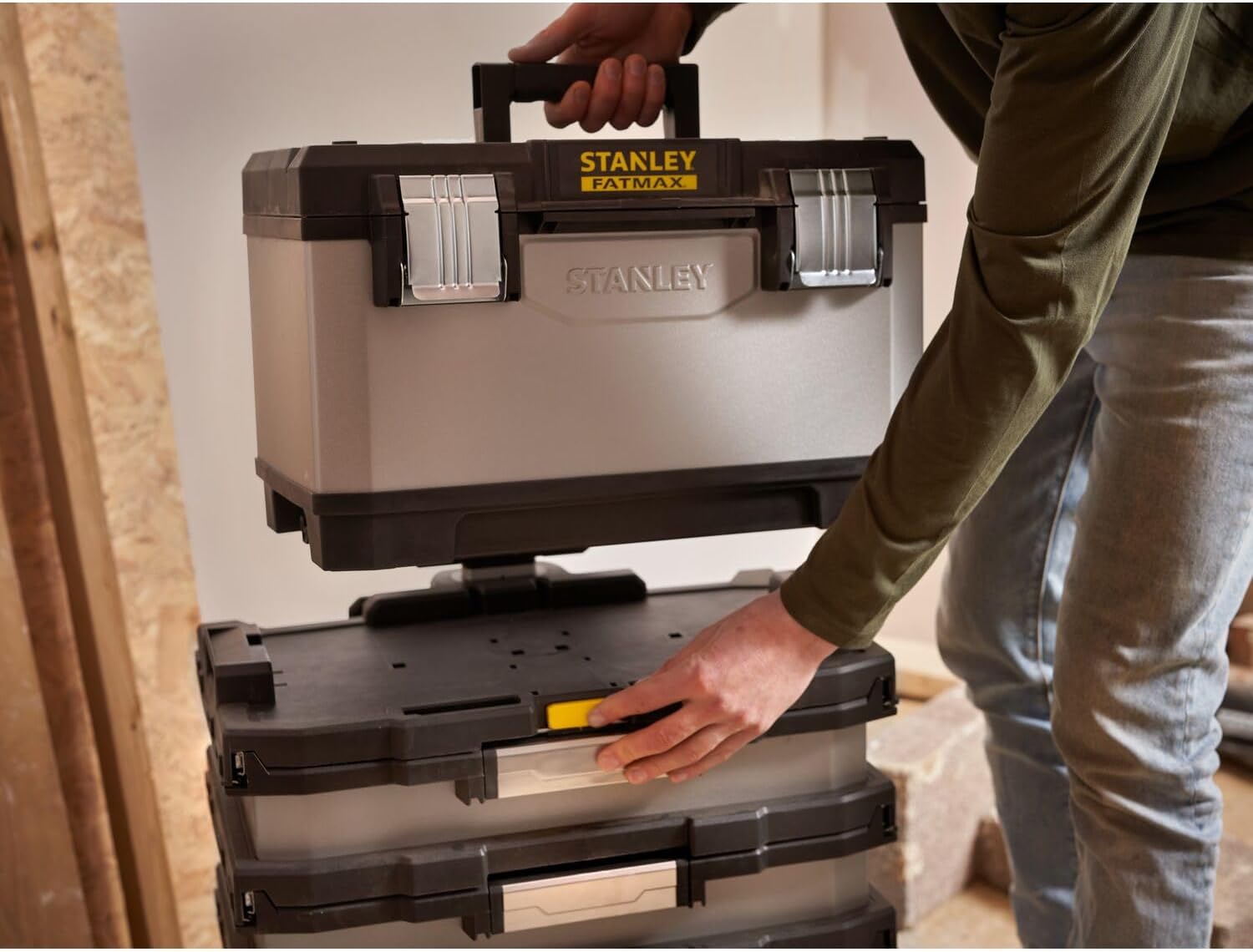 STANLEY FATMAX, Carrello Porta Utensili, Metallo e Polipropilene (plastica), 56.8 x 89.3 x 38.9 cm. 1-95-622