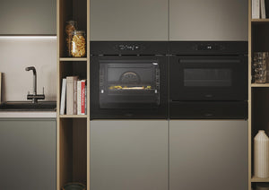 CANDY CA6 N5G3YTB Forno multifunzione da incasso, pirolisi, calore pulsato, classe A++, 78 litri, connettività Wi-Fi, 2 lecchefritte + 2 griglie + 1 coppia di guide telescopiche, chiusura morbida