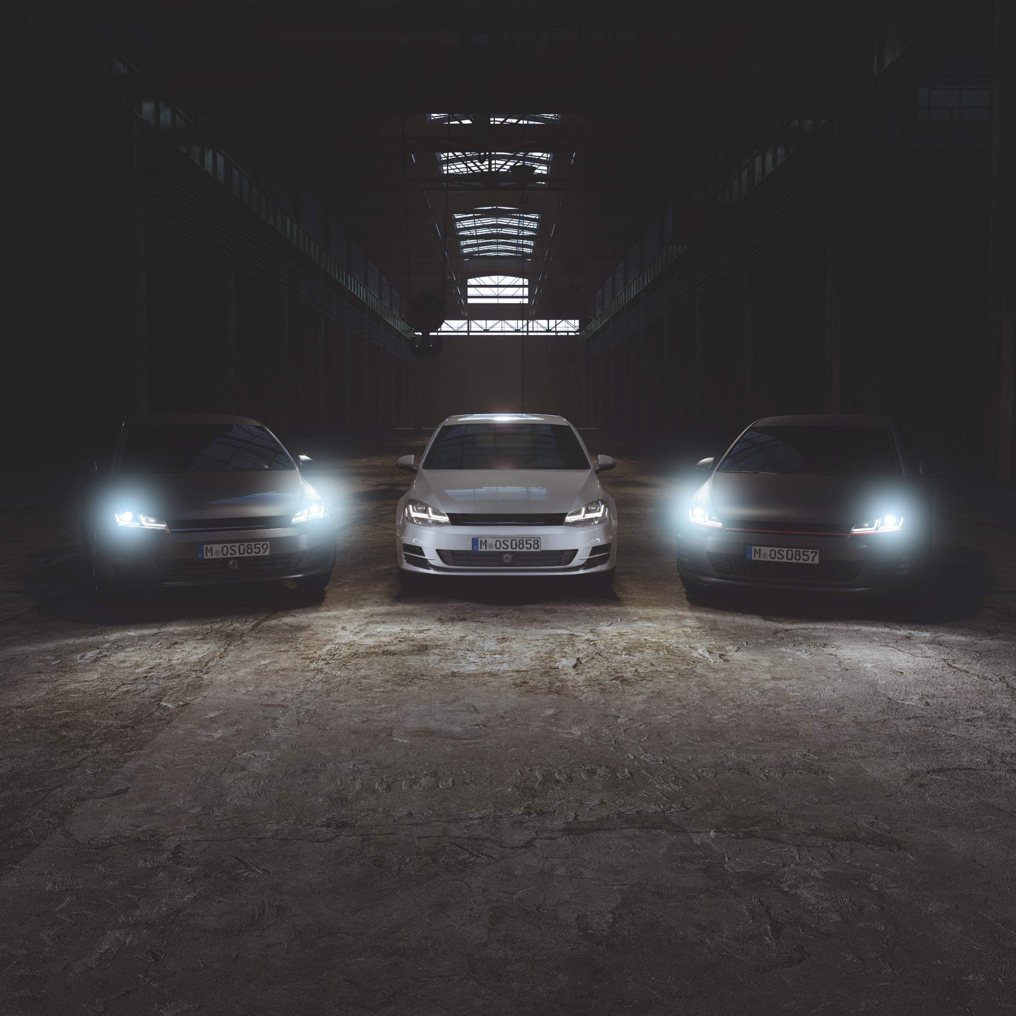 Faro OSRAM LEDriving® LED, edizione Chrome come sostituzione del faro xeno, upgrade LED, LEDHL104-CM, solo per guida a sinistra (1 set completo)