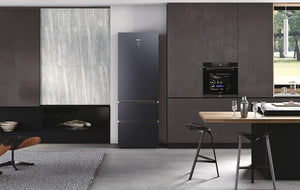Haier 3D 70 Serie 7 Frigorifero Combinato a 3 Porte, 483 Litri, Cassetti Easy Access, No Frost, Connessione Wi-Fi e Bluethooth, Classe E, Libera Installazione, 70 x 67,5 x 200,6 cm, Nero - HTW7720ENMB